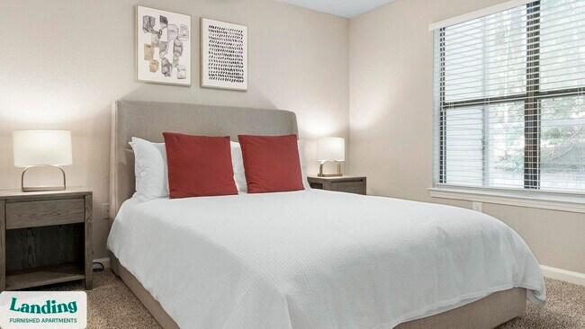 101 S Center St Arlington, TX 76010 photo 4