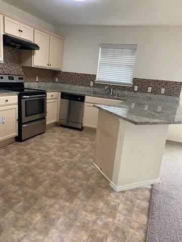 1861 Sheffield Place, Fort Worth, TX 76112 photo 3