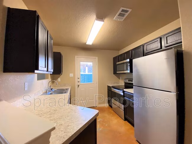 1575 Chance Ct Belton, TX 76513 photo 4