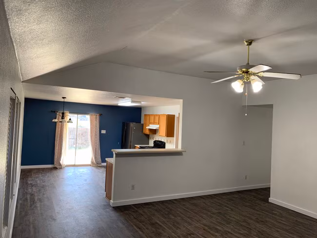 1050 Brutus Dr Kyle, TX 78640 photo 4