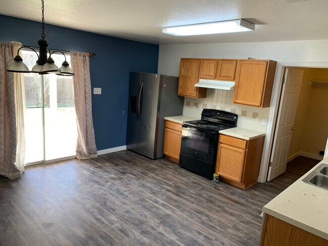 1050 Brutus Dr Kyle, TX 78640 photo 5