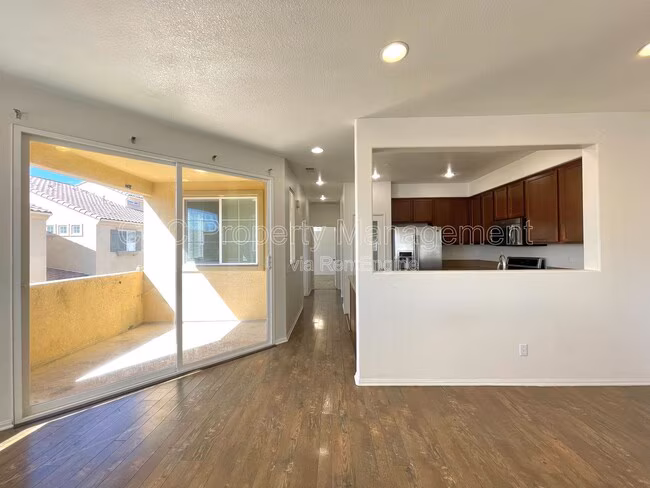 1433 Shearwater St Chula Vista, CA 91913 photo 3