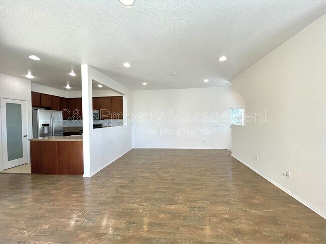 1433 Shearwater St Chula Vista, CA 91913 photo 4