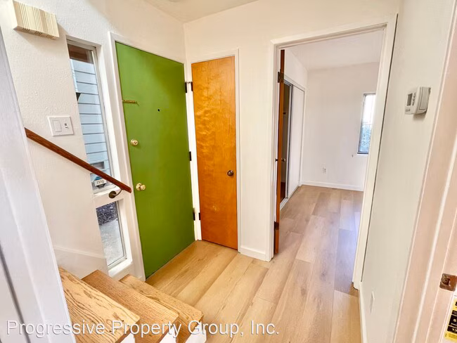 6 Joy St San Francisco, CA 94110 photo 4