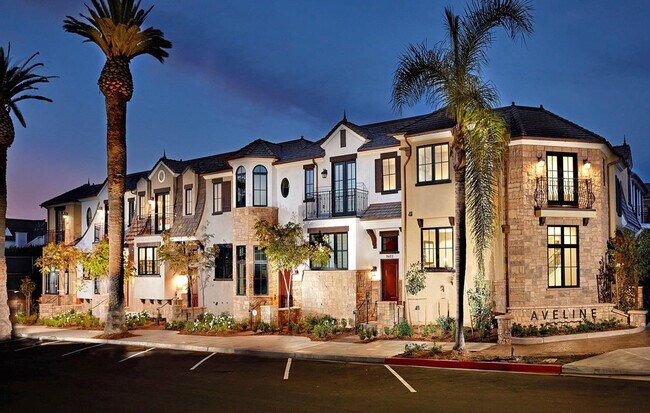 718 Silver St San Diego, CA 92037 photo 2