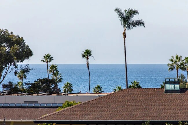 718 Silver St San Diego, CA 92037 photo 4