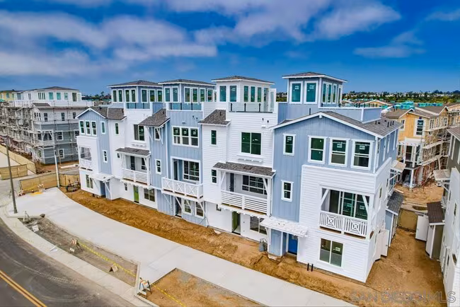 7479 Ponto Rd Carlsbad, CA 92011 photo 4
