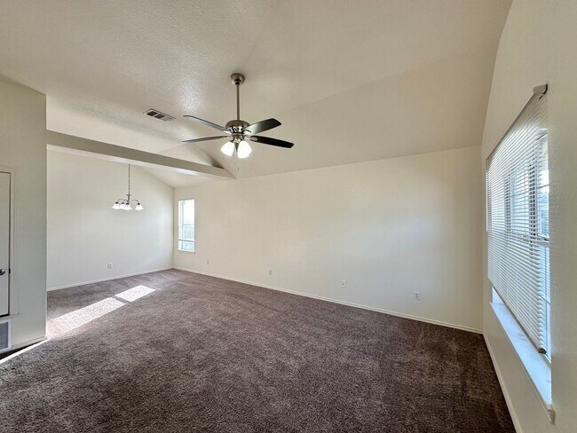 5007 John David Dr Killeen, TX 76549 photo 2