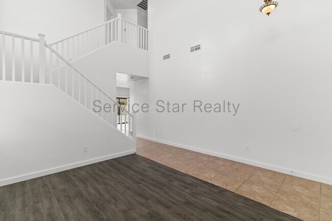 7425 W Crown King Rd Phoenix, AZ 85043 photo 5