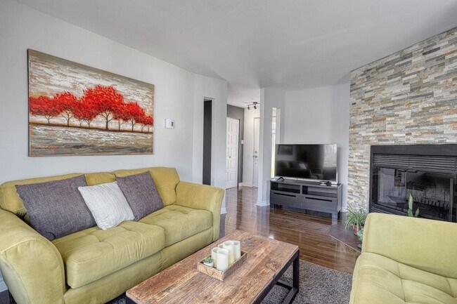 6100 Woodlake Pkwy San Antonio, TX 78244 photo 4