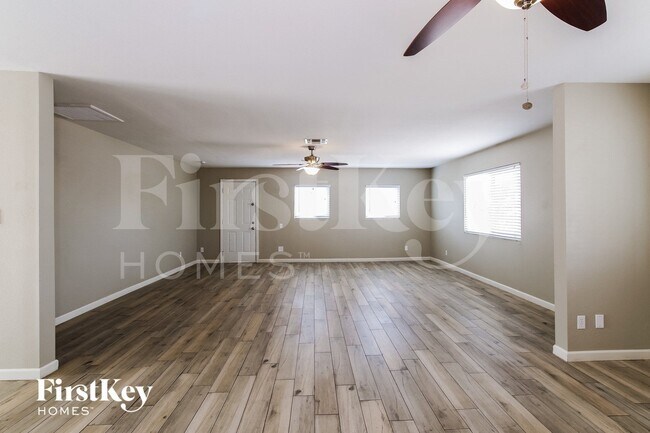 13227 N 40th Pl Phoenix, AZ 85032 photo 4