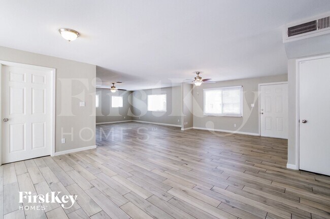 13227 N 40th Pl Phoenix, AZ 85032 photo 3
