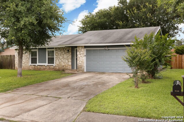5146 Tom Stafford Dr San Antonio, TX 78219 photo 2