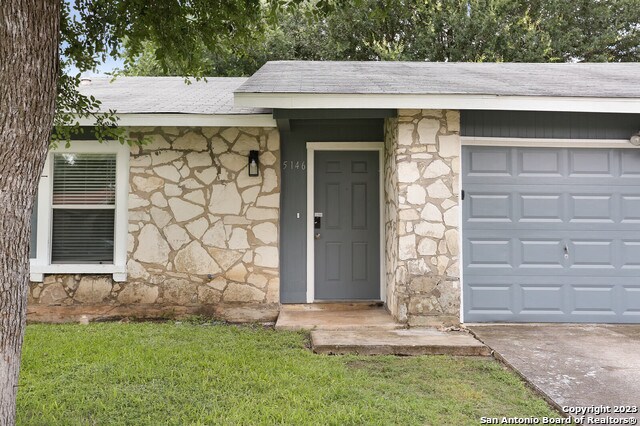 5146 Tom Stafford Dr San Antonio, TX 78219 photo 4