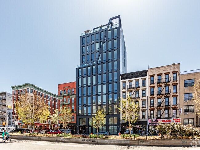 287 E Houston St New York, NY 10002 photo 2