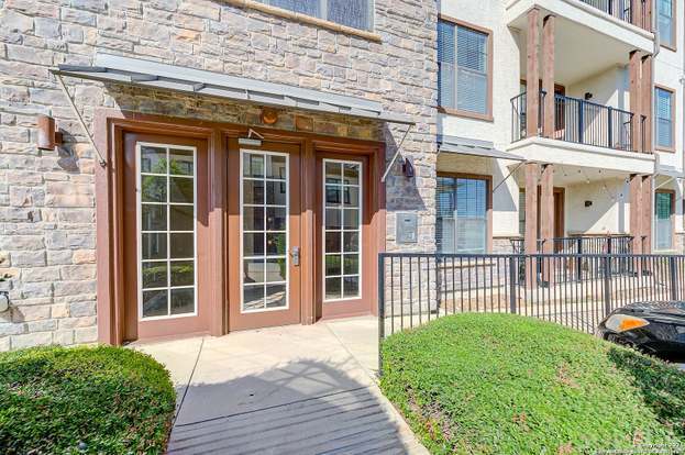 7342 Oak Manor Dr San Antonio, TX 78229 photo 5
