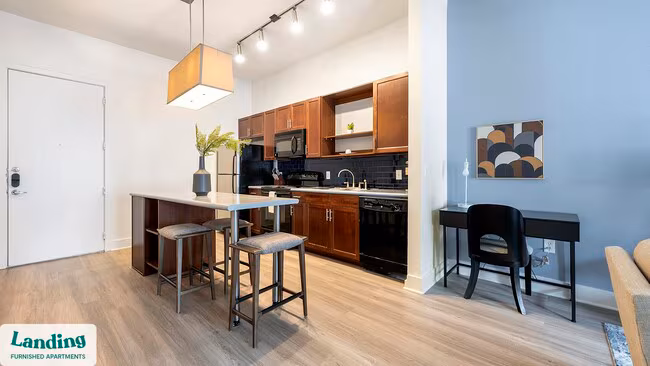 810 W St Johns Ave Austin, TX 78752 photo 5