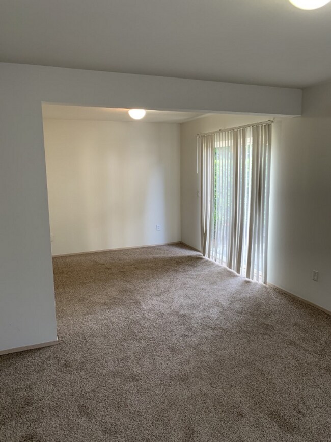 321 R St SE Auburn, WA 98002 photo 3