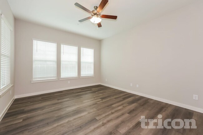 306 Lincoln Cir Saginaw, TX 76179 photo 2