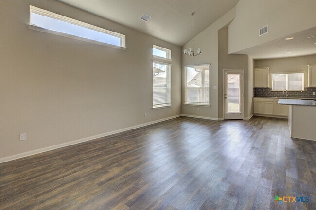 443 Agave Flats Dr New Braunfels, TX 78130 photo 4
