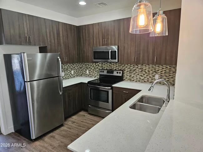 7981 E Wilshire Dr Scottsdale, AZ 85257 photo 4