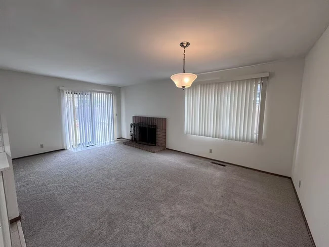 39145 Cindy St Fremont, CA 94538 photo 2