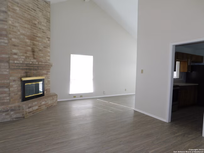 9006 Roquefort San Antonio, TX 78250 photo 3