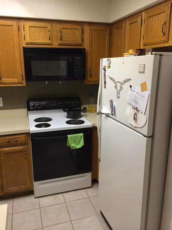 915 W 23rd St Austin, TX 78705 photo 5