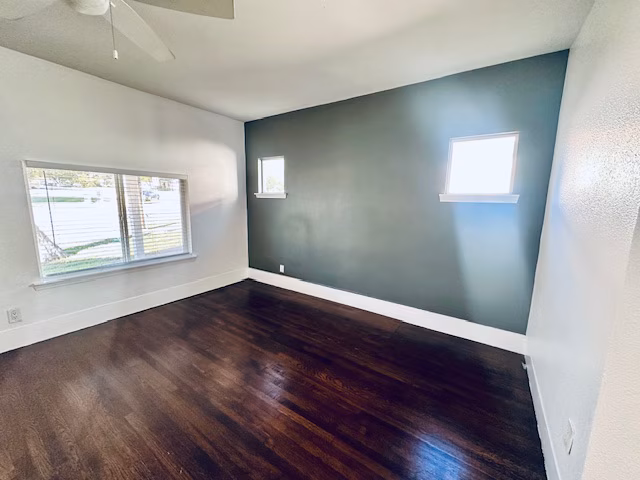 648 N Tyler St Dallas, TX 75208 photo 3