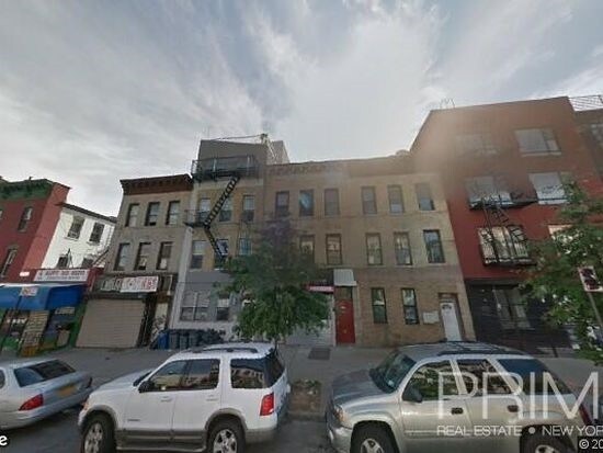824 Saint Johns Pl Brooklyn, NY 11216 photo 2