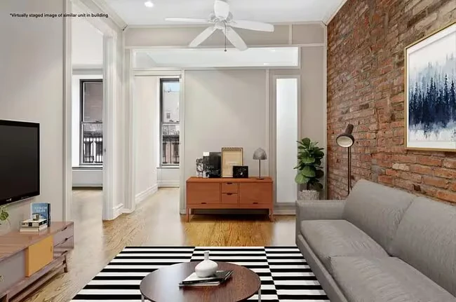204 E 13th St New York, NY 10003 photo 4