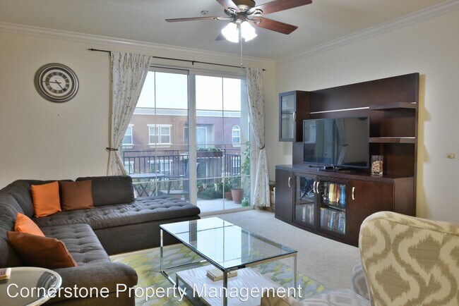 700 S Abel St photo 5