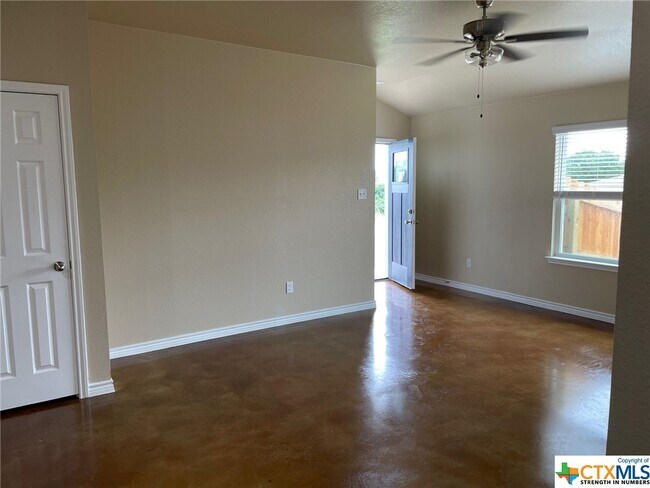 1604 Tejas Trail Harker Heights, TX 76548 photo 2