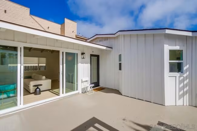 8457 Paseo Del Ocaso San Diego, CA 92037 photo 4