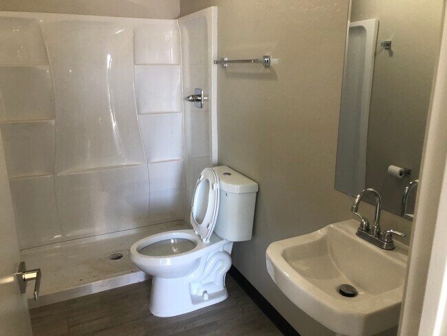 6602 North 58th Drive, Glendale, AZ 85301 photo 2